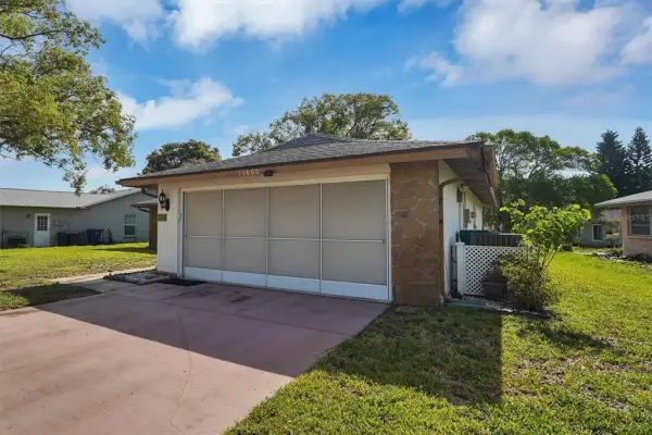 10800 Los Santos Drive, Port Richey, FL, 34668