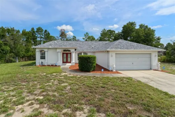 7401 Blackbird Avenue, Weeki Wachee, FL, 34613
