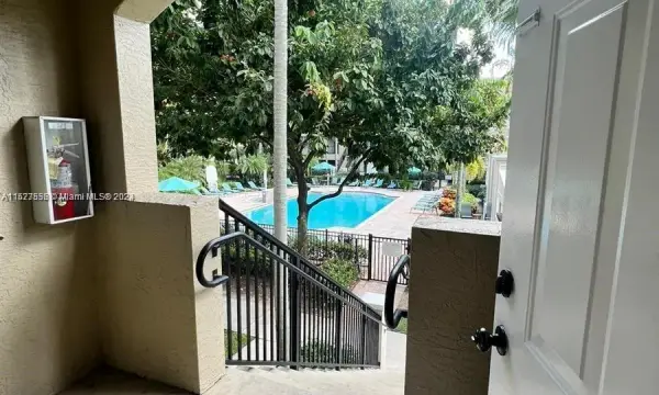 5940 W Sample Road 304, Coral Springs, FL 33067