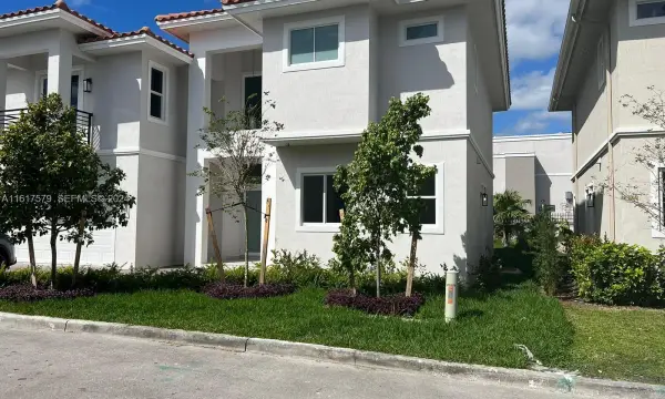 3537 Forest View Circle, Dania Beach, FL 33312