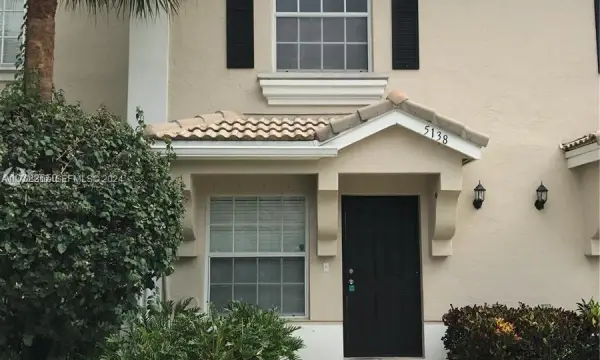 5138 Palmbrooke Circle, West Palm Beach, FL 33417