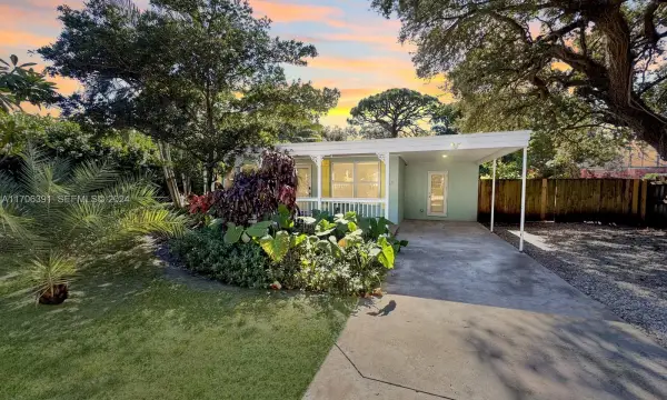 1820 SW 11th Court, Fort Lauderdale, FL 33312