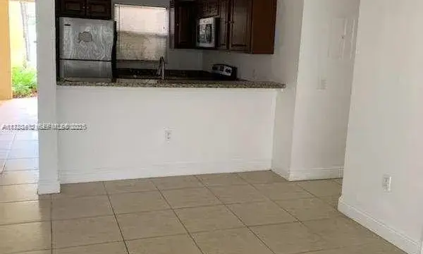 1522 Lake Crystal Drive, Unit B, West Palm Beach, FL, 33411