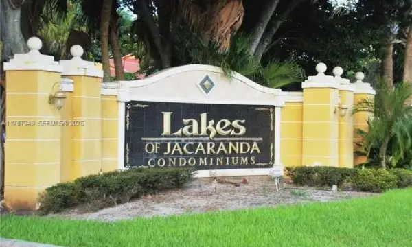 10709 Cleary Boulevard 307, Plantation, FL 33324