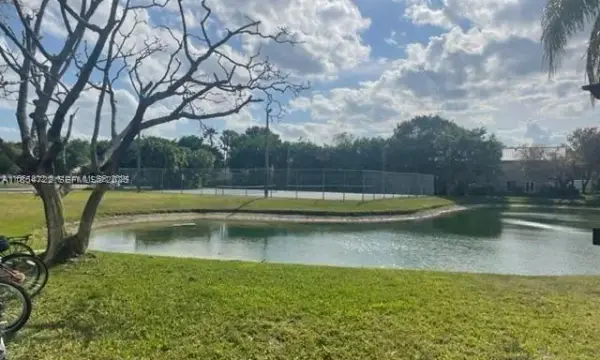 565 Vista Isles Drive 2011, Sunrise, FL 33325