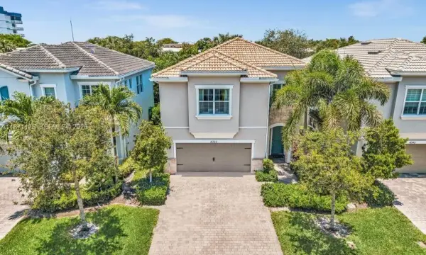 4353 Large Leaf Lane, Hollywood, FL 33021
