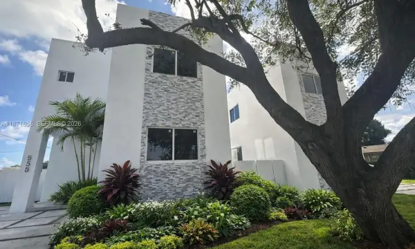 538 NW 17th Avenue, Fort Lauderdale, FL 33311