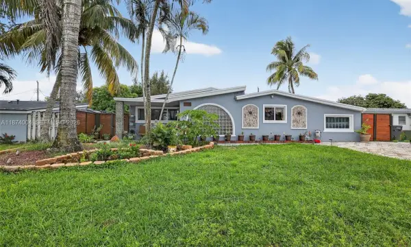 7120 Wilson Street, Hollywood, FL 33024