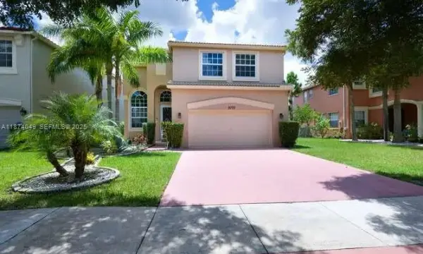 9770 Scribner Lane, Wellington, FL 33414