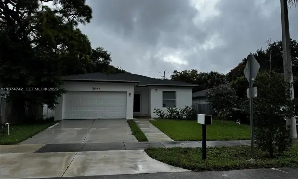 2541 NW 9th Street, Fort Lauderdale, FL, 33311