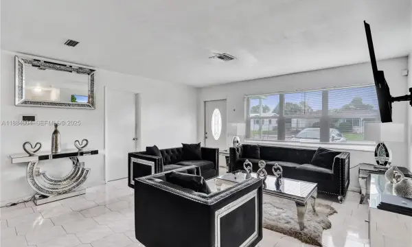 320 N 71st Avenue, Hollywood, FL, 33024