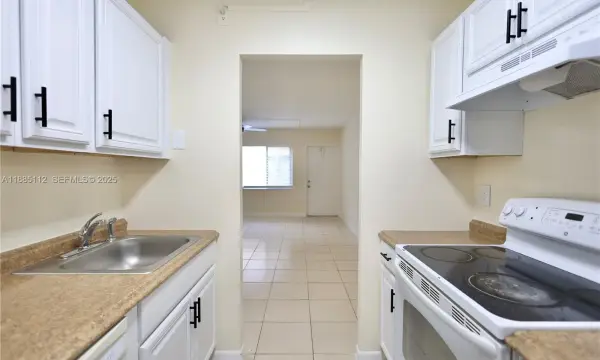 10016 Twin Lakes Drive 36c, Coral Springs, FL 33071
