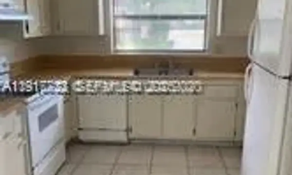 1314 White Pine Drive, Unit 8-b, Wellington, FL, 33414