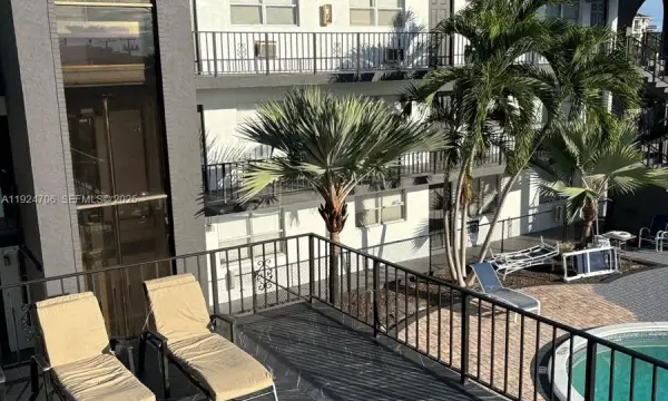 1100 NE 9th Avenue 203, Fort Lauderdale, FL