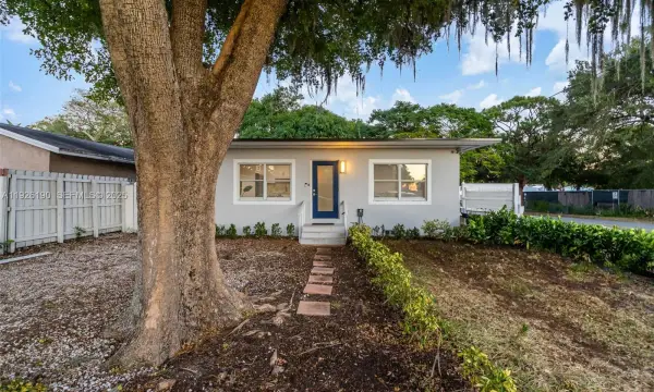 1100 NW 7th Avenue, Fort Lauderdale, FL 33311