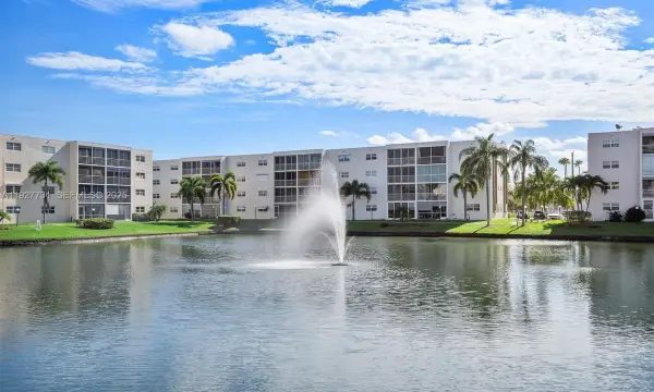 324 SE 10th Street 203, Dania Beach, FL 33004