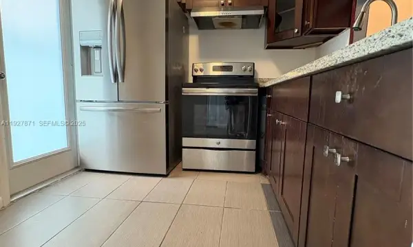 4441 NW 16th Street J102, Lauderhill, FL 33313