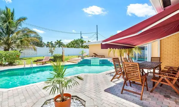 5320 NE 16th Terrace, Fort Lauderdale, FL 33334