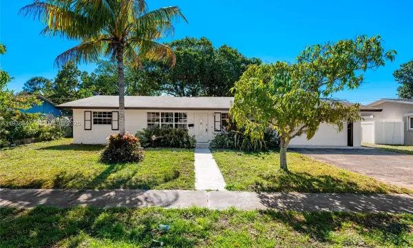 4360 NW 4th Street, Plantation, FL 33317