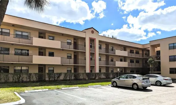 3400 Foxcroft Road 115, Miramar, FL 33025