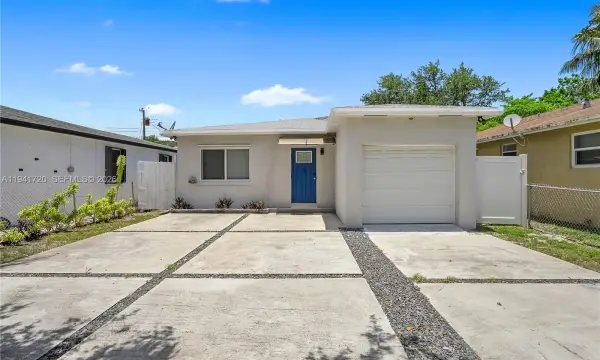 2227 Cody Street, Hollywood, FL 33020