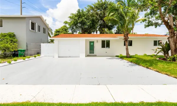 254 SW 4th Street, Dania Beach, FL 33004