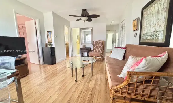 1125 SE 14th Place 21c, Fort Lauderdale, FL 33316
