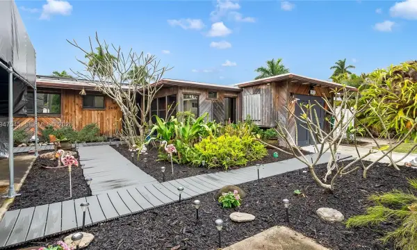 2455 Flamingo Lane, Fort Lauderdale, FL 33312