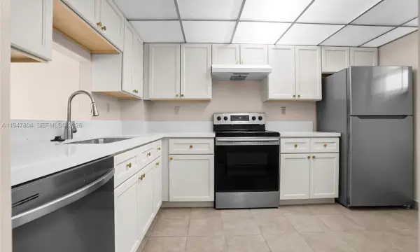 1100 NW 87th Avenue 506, Coral Springs, FL 33071