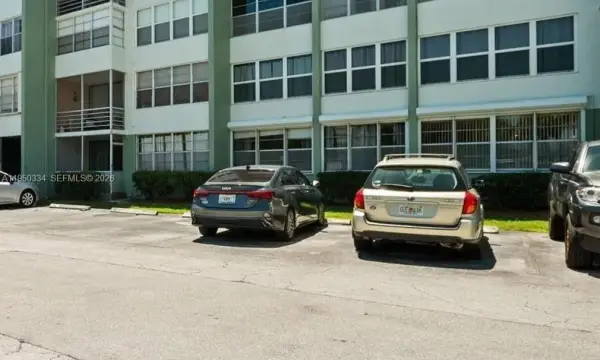 2771 Taft Street 411, Hollywood, FL 33020