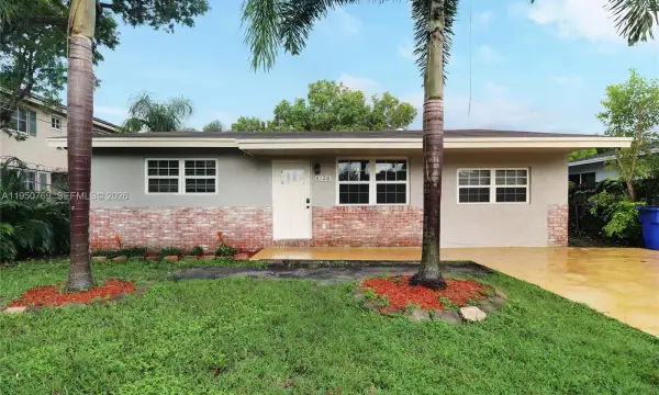 6120 SW 19th Street, North Lauderdale, FL 33068