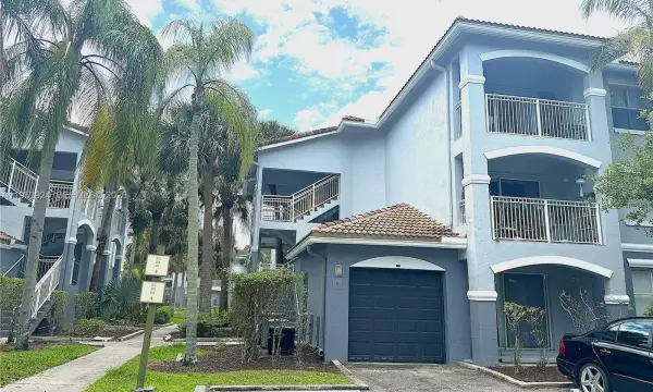 9650 NW 2nd Street 4301, Pembroke Pines, FL 33024