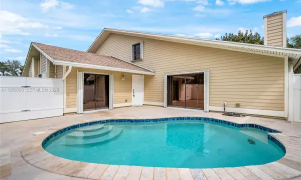 804 Summerwinds Lane, Jupiter, FL 33458