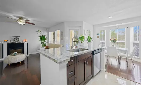 777 Riverside Drive 1521, Coral Springs, FL 33071