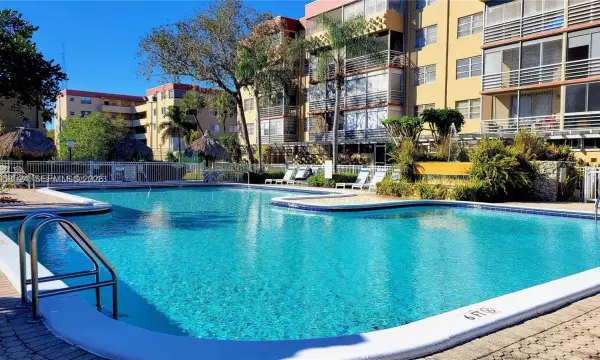 406 NW 68th Avenue 304, Plantation, FL 33317