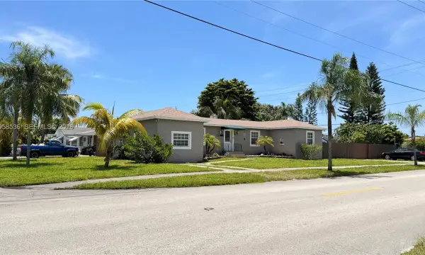 1825 N 24th Avenue, Hollywood, FL 33020
