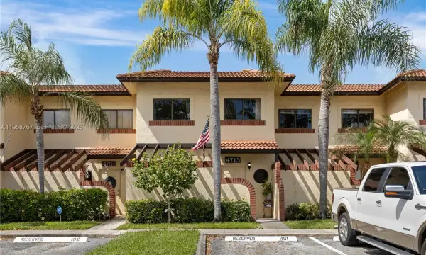 4713 N Pine Island Road, Sunrise, FL 33351