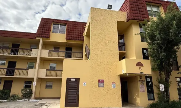 3490 Foxcroft Road B208, Miramar, FL 33025
