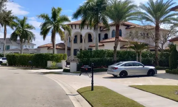 7130 Lemon Grass Drive, Parkland, FL 33076