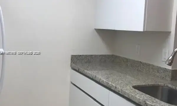 10477 NW 7th Street 104, Pembroke Pines, FL 33026