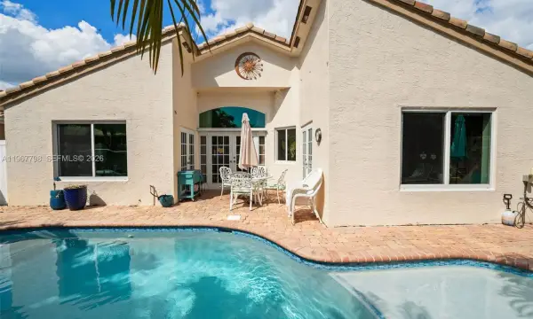 372 NW 45th Terrace, Deerfield Beach, FL 33442