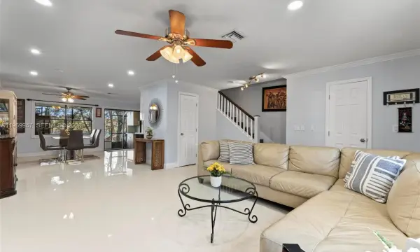 3370 Beau Rivage Drive B8, Pompano Beach, FL 33064