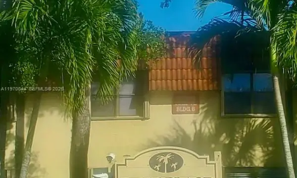 10076 NW 6th Street 201, Pembroke Pines, FL 33024