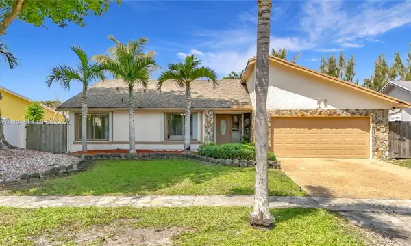 4241 NW 74th Avenue, Lauderhill, FL 33319