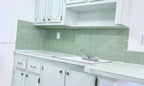 2145 Pierce Street 421, Hollywood, FL 33020