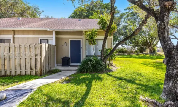11180 NW 35th Street 11180, Sunrise, FL 33351