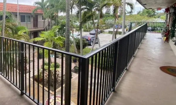3050 NE 5th Terrace 8, Wilton Manors, FL 33334