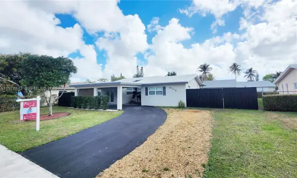 8116 NW 72nd Avenue, Tamarac, FL 33321