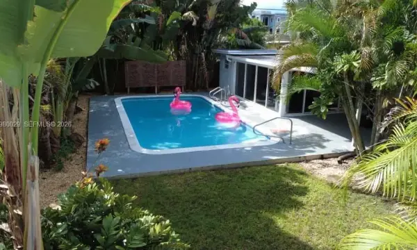 1419 N 16th Court, Hollywood, FL 33020