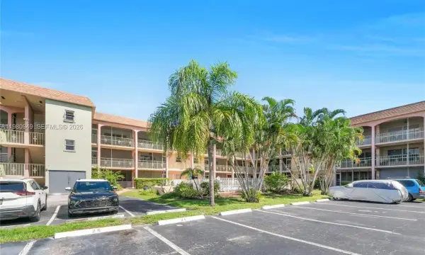 100 SE 6th Avenue 207, Pompano Beach, FL 33060